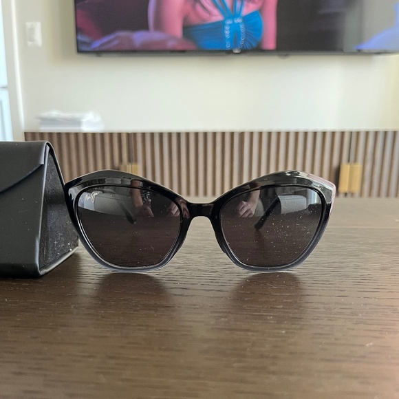 Maui Jim Lotus Sunglasses